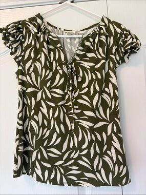 Enfocus Studio Olive and White Leaf-Print Tie-Front Blouse